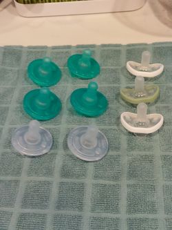 Phillips Avent and Nanobebe Pacifiers Soothie 0-3 and 3-6 mo Bundle