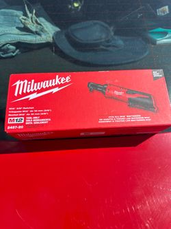 Milwaukee ratchet 3/8 $120