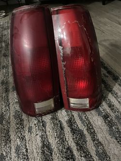 Rear Lights 99 Chevy Surburban