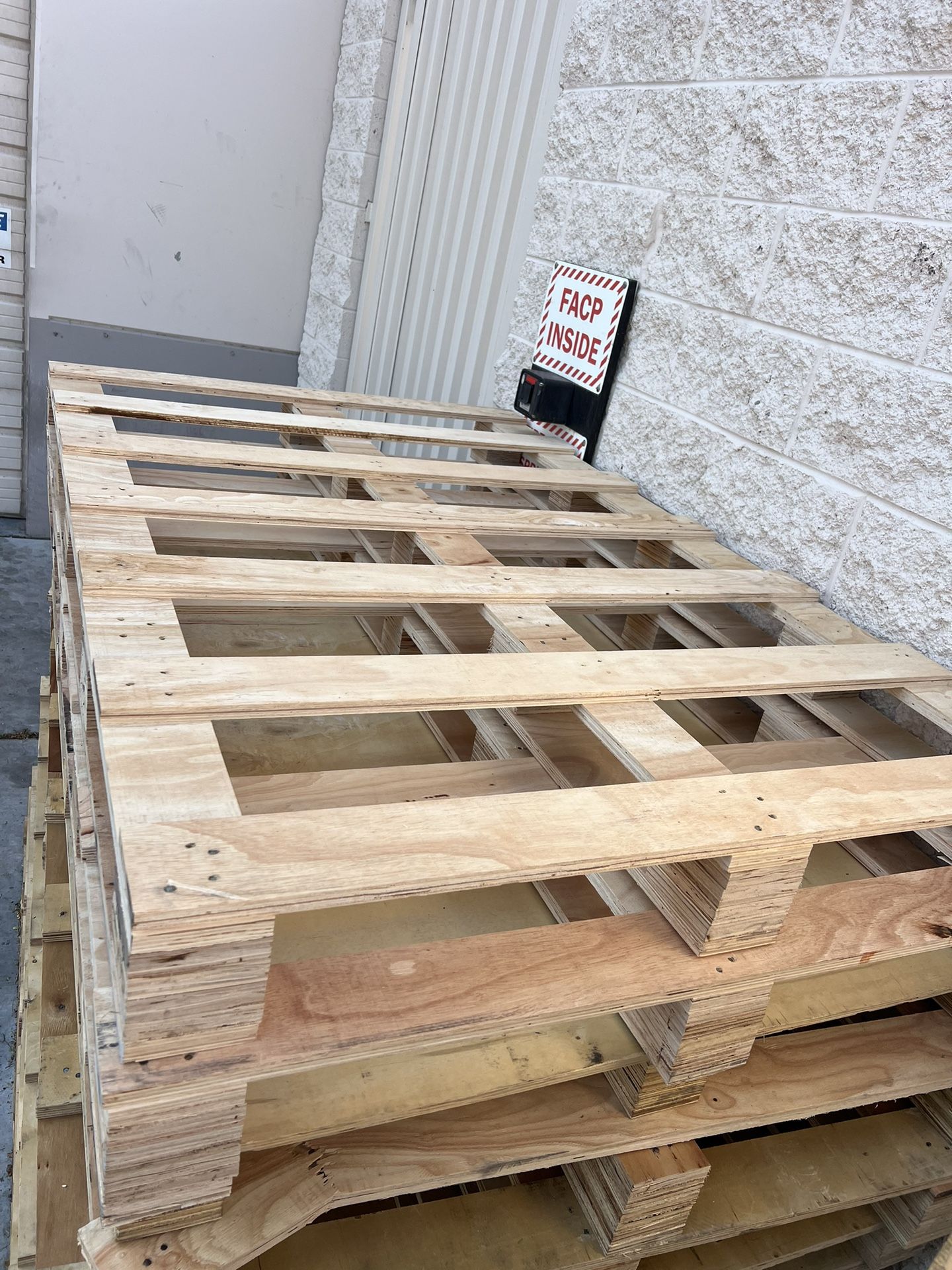 Large Pallets for Sale in Phoenix, AZ OfferUp