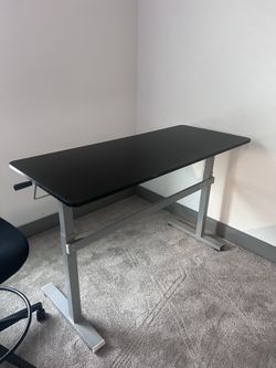 Desk / Chair