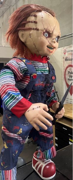 Brand new Halloween Chucky  animated 3.5ft