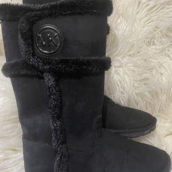 Michael Kors Boots size 5 $40 Hanford Lightly Used Read Description 