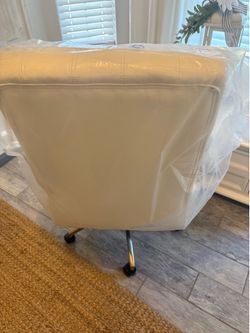 Rolling chair for desk