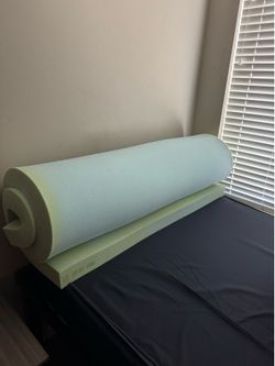 Full size mattress memory foam topper