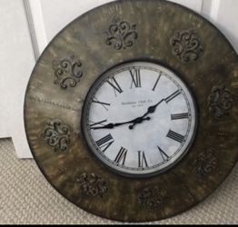 Beautiful Deco wall clock