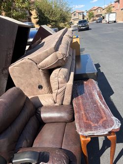 FREE curbside alert pick up FREE