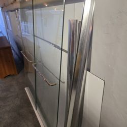 Shower Doors 1/2 In Glass Sliders