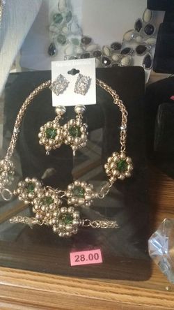All types of very nice unique jewelry
