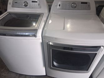 Set of Kenmore Top Load Washer Large Capacity And Gas Dryer Fully Functional