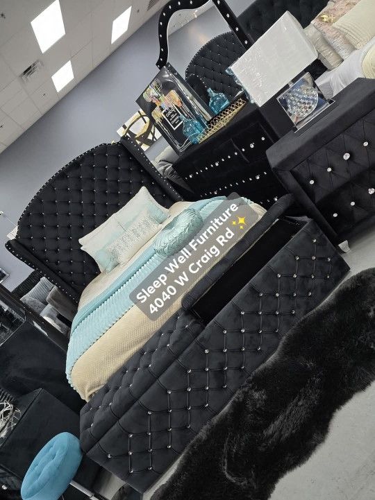 ✨️ 4pc Queen, Cal King Storage Bedrooms ✨️ Furniture Sectional, Dining Table