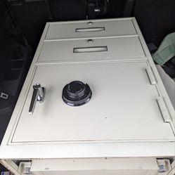 Bank Teller Safe