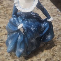 Royal Doulton Figurine FRAGRANCE HN 2334 MINT c.1965 