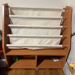 Kids bookshelf