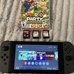 Nintendo Switch  (NO DOCK)