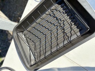 Baking pan with rack