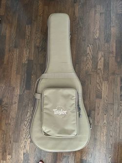 Taylor Structured Gig Bag Guitar Case