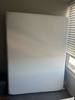 Memory Foam Queen Mattress