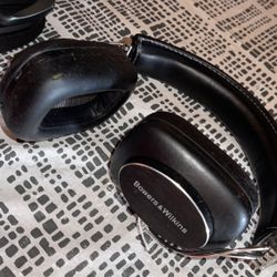 Bowers And Wilkins P5 Headphones 