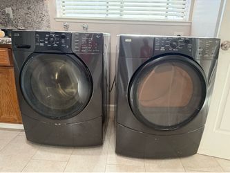 Kenmore washer and dryer set