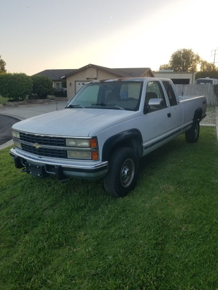1993 Chevy K2500 4x4 Diesel