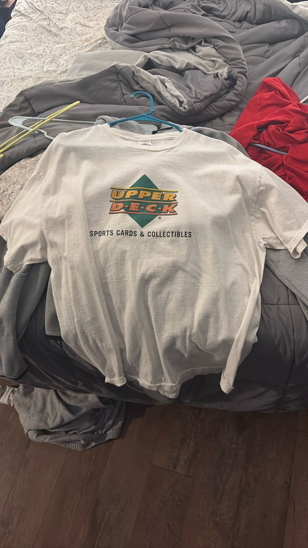 Men’s vintage upper deck shirt-Size L