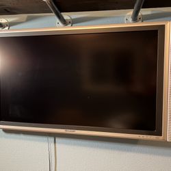 SHARP AQUOS 37” LCD TV