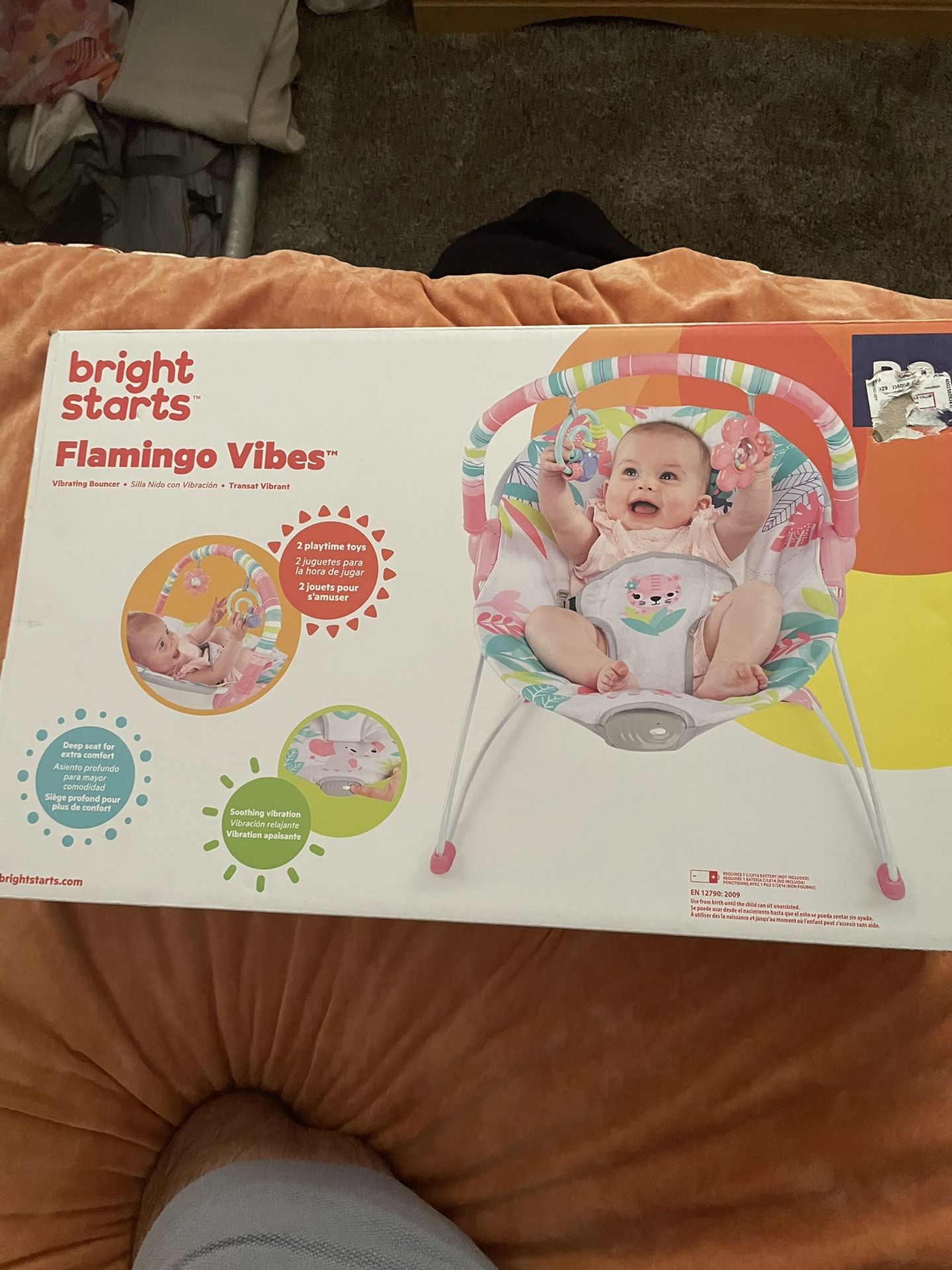 Bright Starts ( Flamingo Vibes) Bouncer. for Sale in Visalia, CA