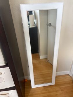 Mirror Armour that can hang from door or on wall