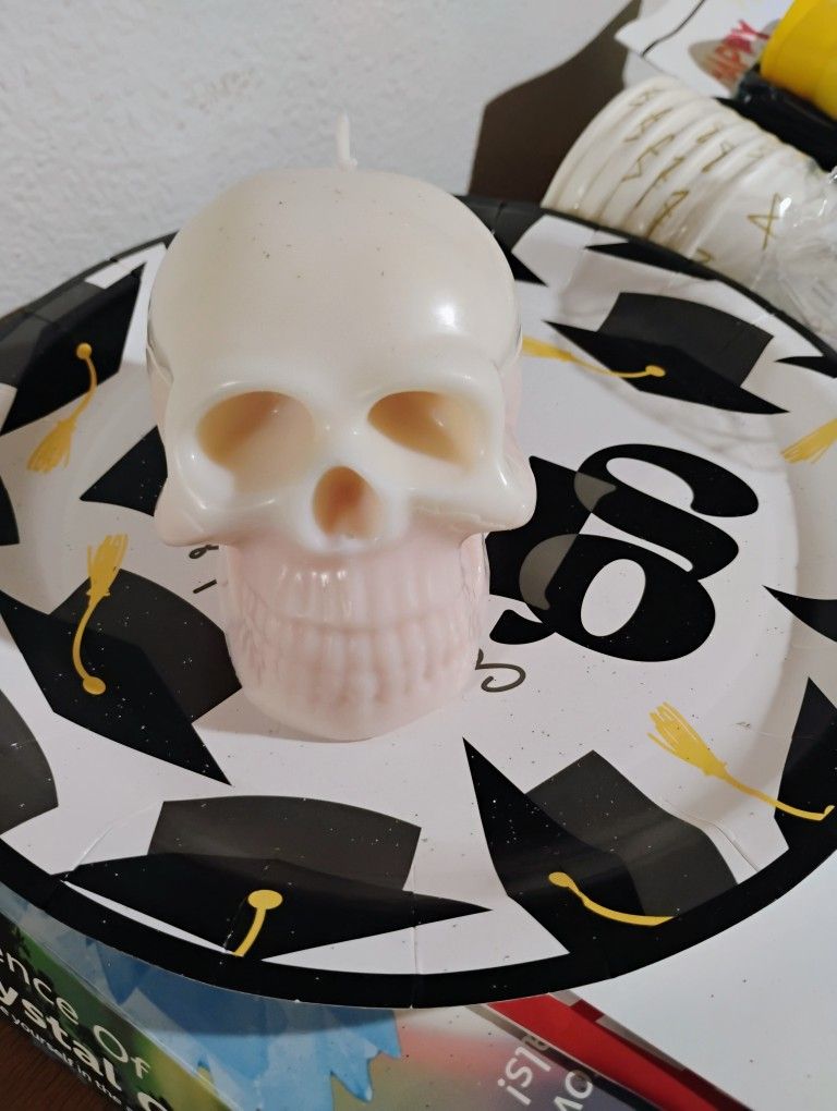 Cotton Candy Apple Skull Candle