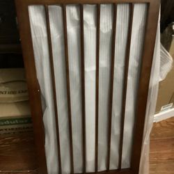 Fence 4 panels each 36” H x 20” W deep brown wood w/ wood rails. Wall Connectors NEW