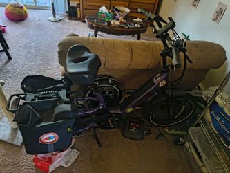 Aventon Abound SR, Only 25 miles, accessories included