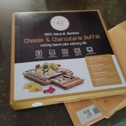 Cheese & Charcuterie Buffet 