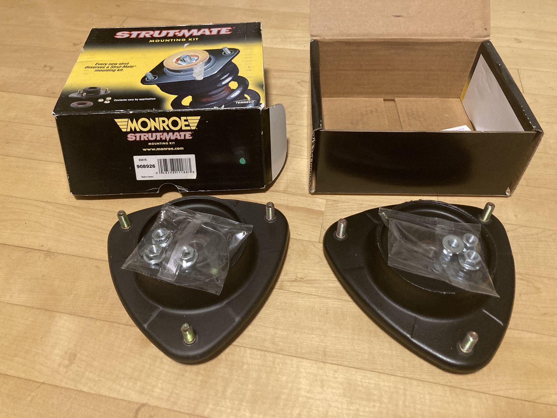 Subaru Forester Strut Mounts 