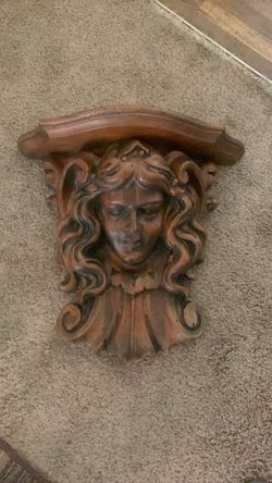 Vintage Wood Corbel