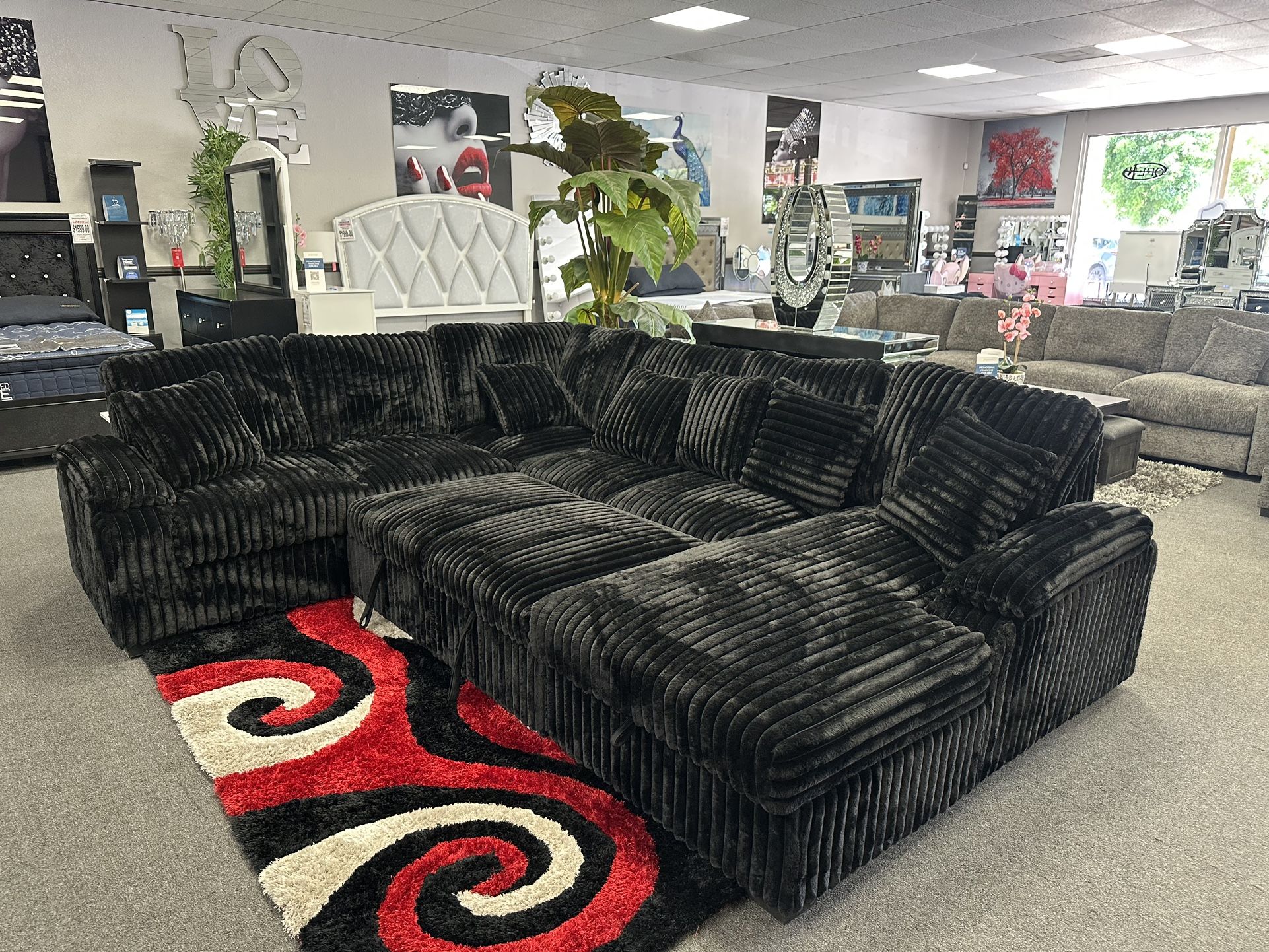 Black Sofa Sectional w/ Pull Out Sleeper