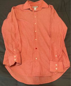 Very Good *Like New* “Large Rocawear” Pink/ White Stripes Occasional Dress Shirt.