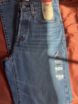 Levis  High Rise  W26XL30