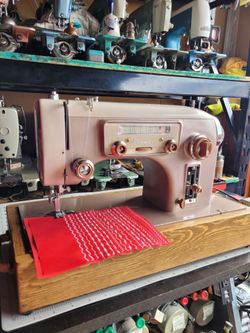 Vintage LadyKenmore sewing machine 1960