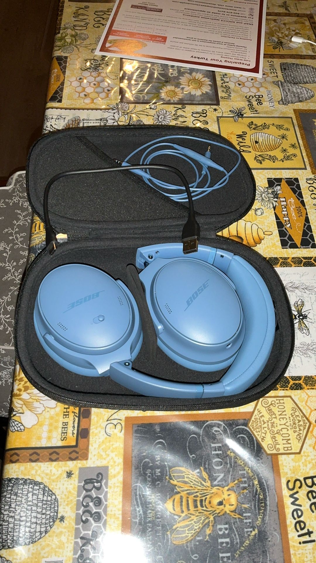 Bose Quiet comfort Bluetooth Headphones Over Ear With Active Over Ear Noise Cancelling, Blue Dusk