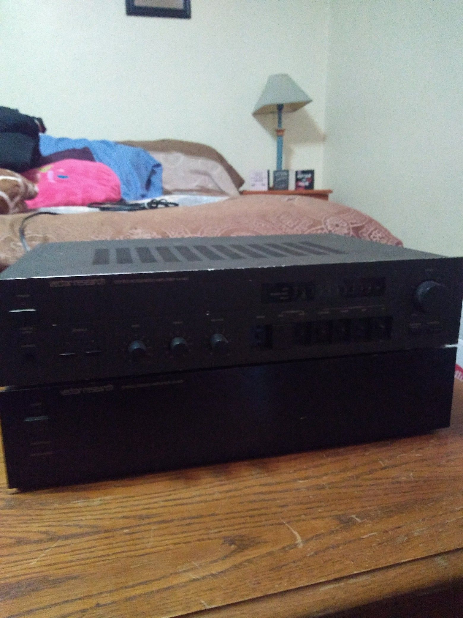 Vector Research VA-1400 & VA-1450 ampifiers. 400w