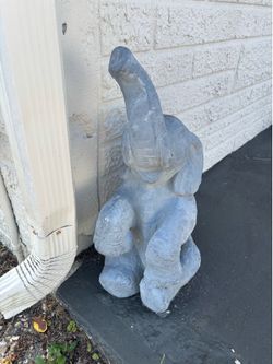 Cool elephant statue