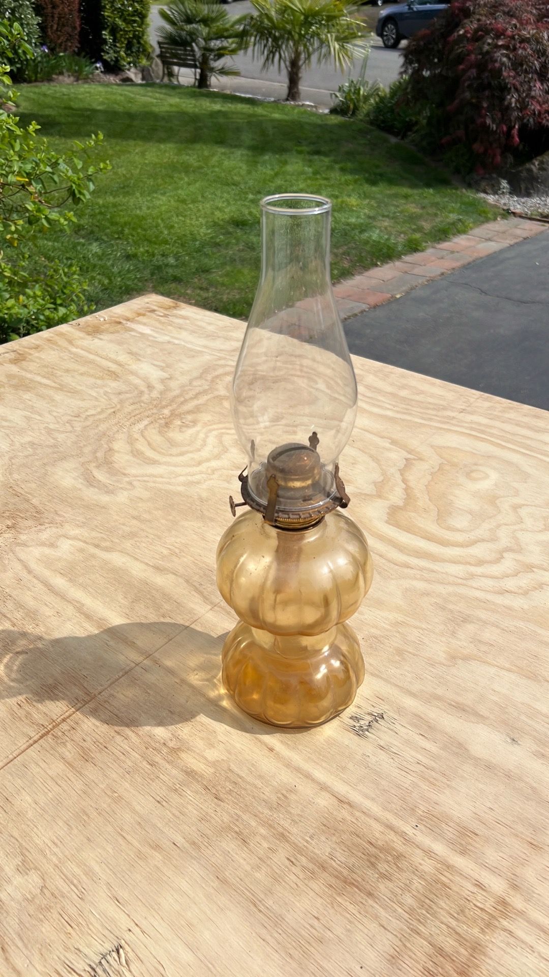 Oil lamp