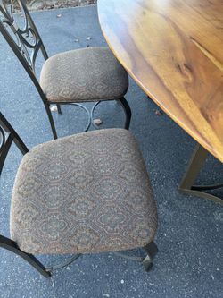 Solid Wood Dinner Table