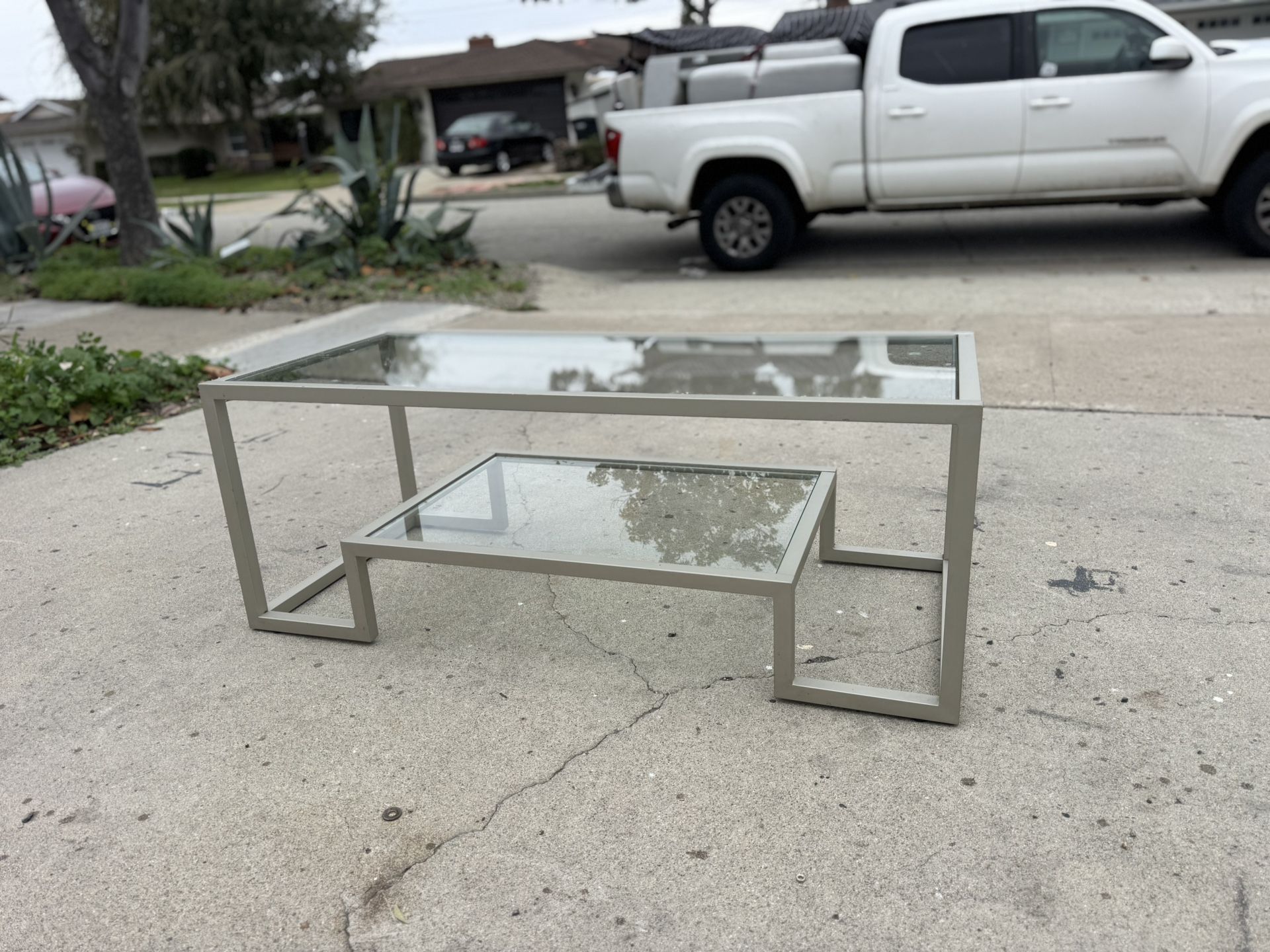 Glass Coffee Table DELIVERY AVAILABLE