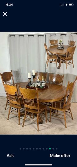 Oak Extendable Dining Table & 6 Pressed Back Chairs