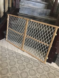 Safety gate