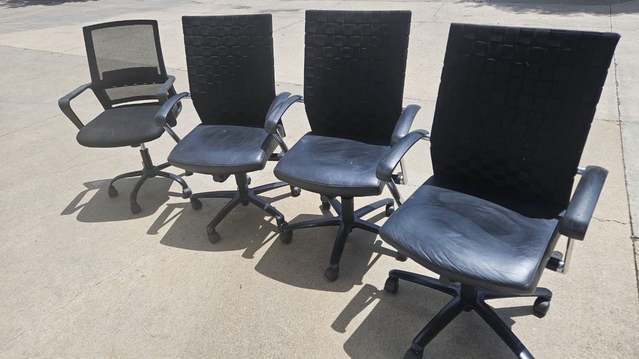 4 Office Chairs