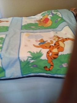 Pooh bear blanket baby 44 x 30 no low ballers
