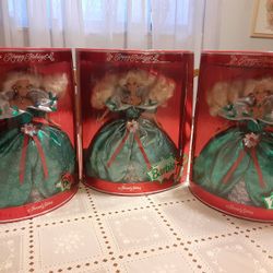 1995 Happy Holidays SPECIAL EDITION BARBIE PERFECT CONDITION 21 DOLLARS EACH